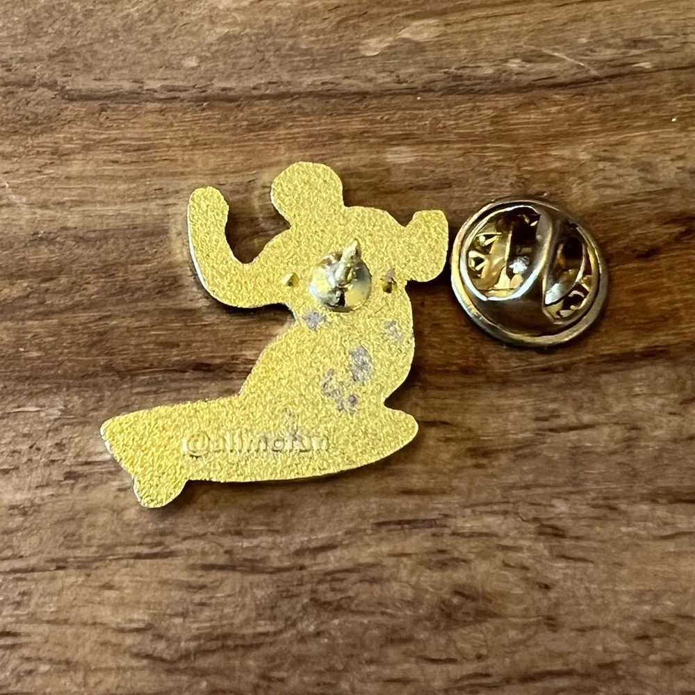 Surf Pin - Picture 3 of 3
